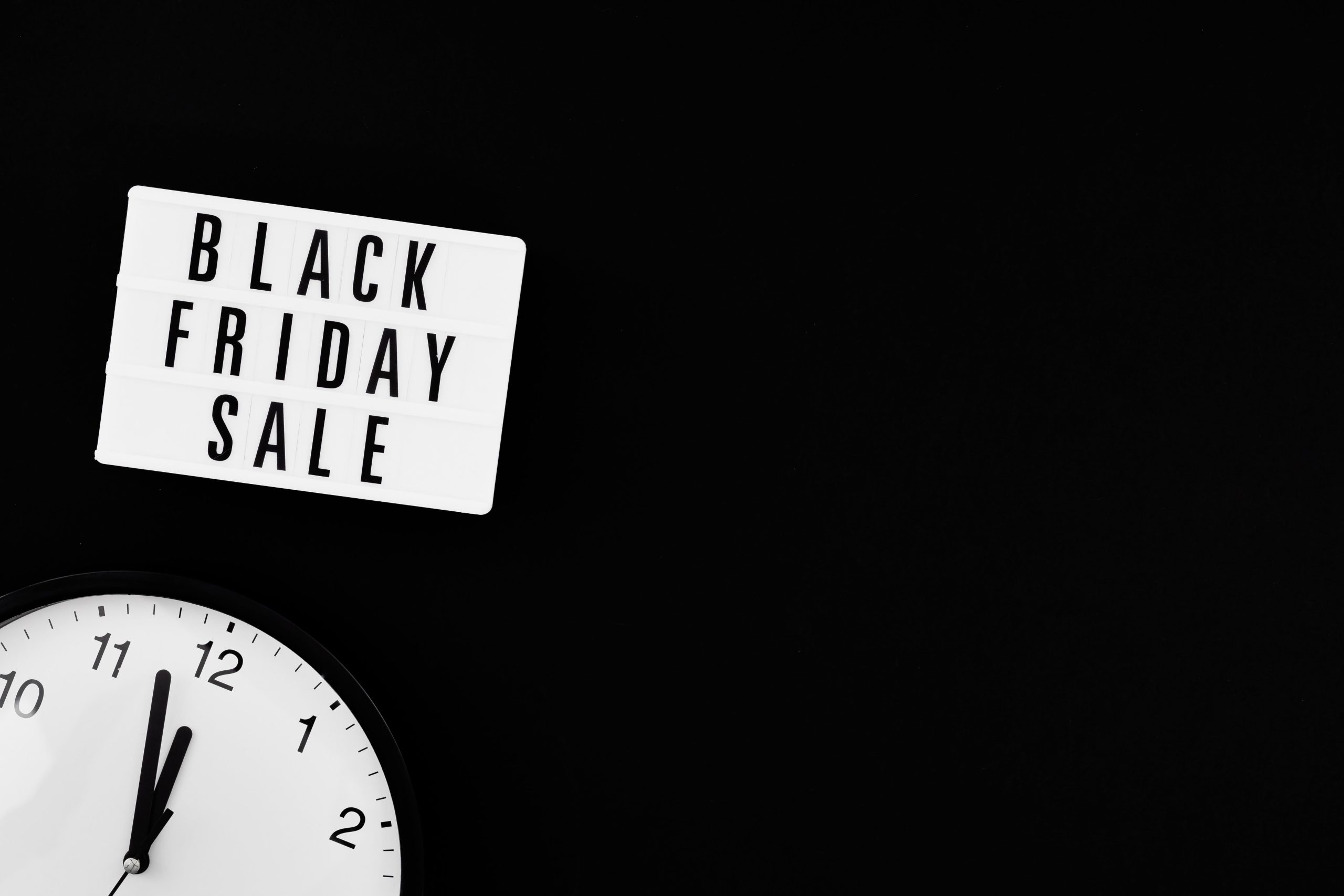 Black Friday pour professionnels : Offres exceptionnelles sur les colles pour cils