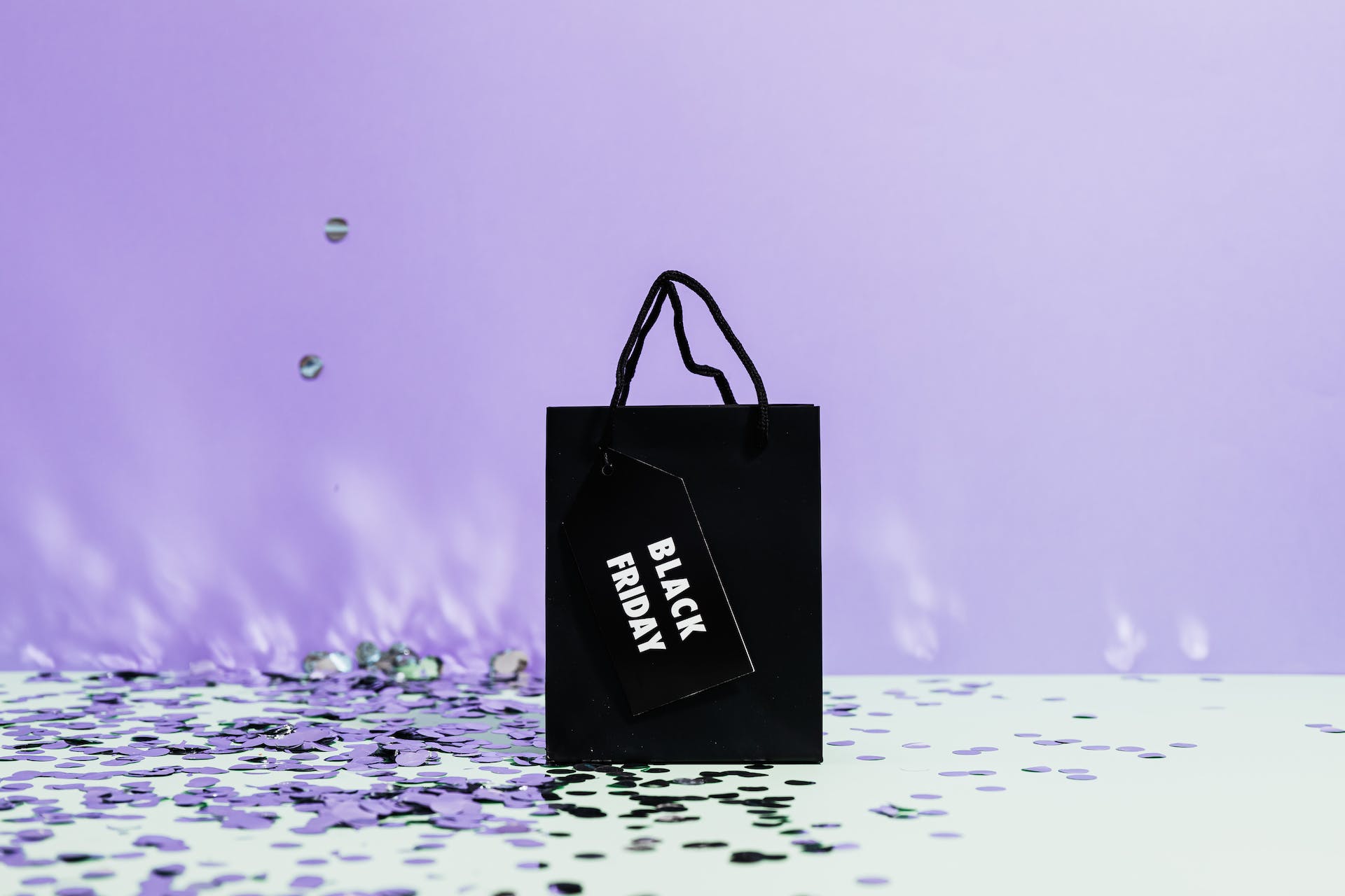 Black Friday 2023 pour Professionnels de la Beauté : Offres exceptionnelles sur les extensions de cils